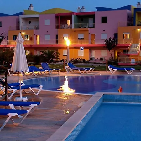 Charming Orada 2-bedroom Duplex With Shared Pool Sleeps 6 Lejlighed *
