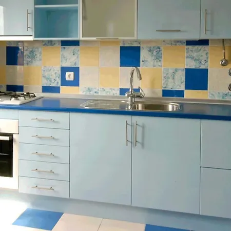 Charming Orada 2-bedroom Duplex With Shared Pool Sleeps 6 Lejlighed
