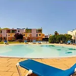 Charming Orada 2-bedroom Duplex With Shared Pool Sleeps 6 Apartmán