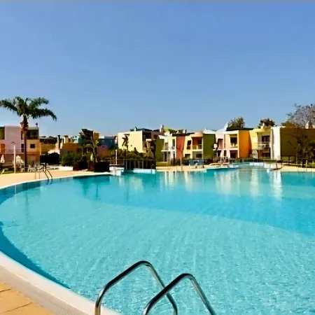 Charming Orada 2-bedroom Duplex With Shared Pool Sleeps 6 Apartmán