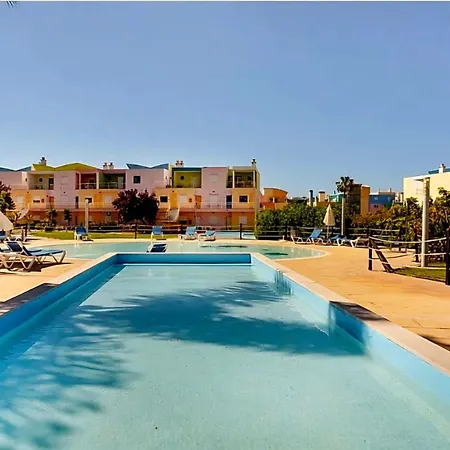 Charming Orada 2-bedroom Duplex With Shared Pool Sleeps 6 Appartamento
