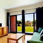 Charming Orada 2-bedroom Duplex With Shared Pool Sleeps 6 アパート