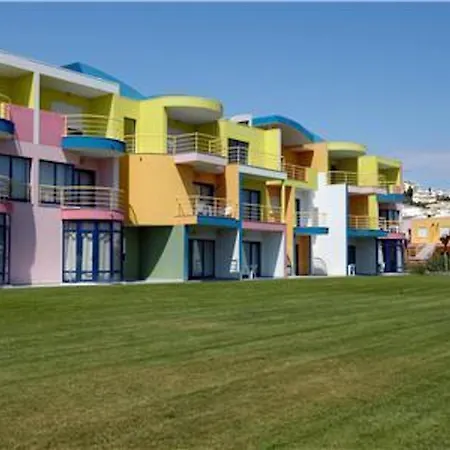 Charming Orada 2-bedroom Duplex With Shared Pool Sleeps 6 Appartamento *
